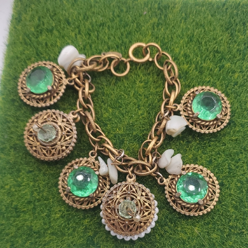 Elegant Gold Tone Artisan and Green Crystal Charm Bracelet B3414